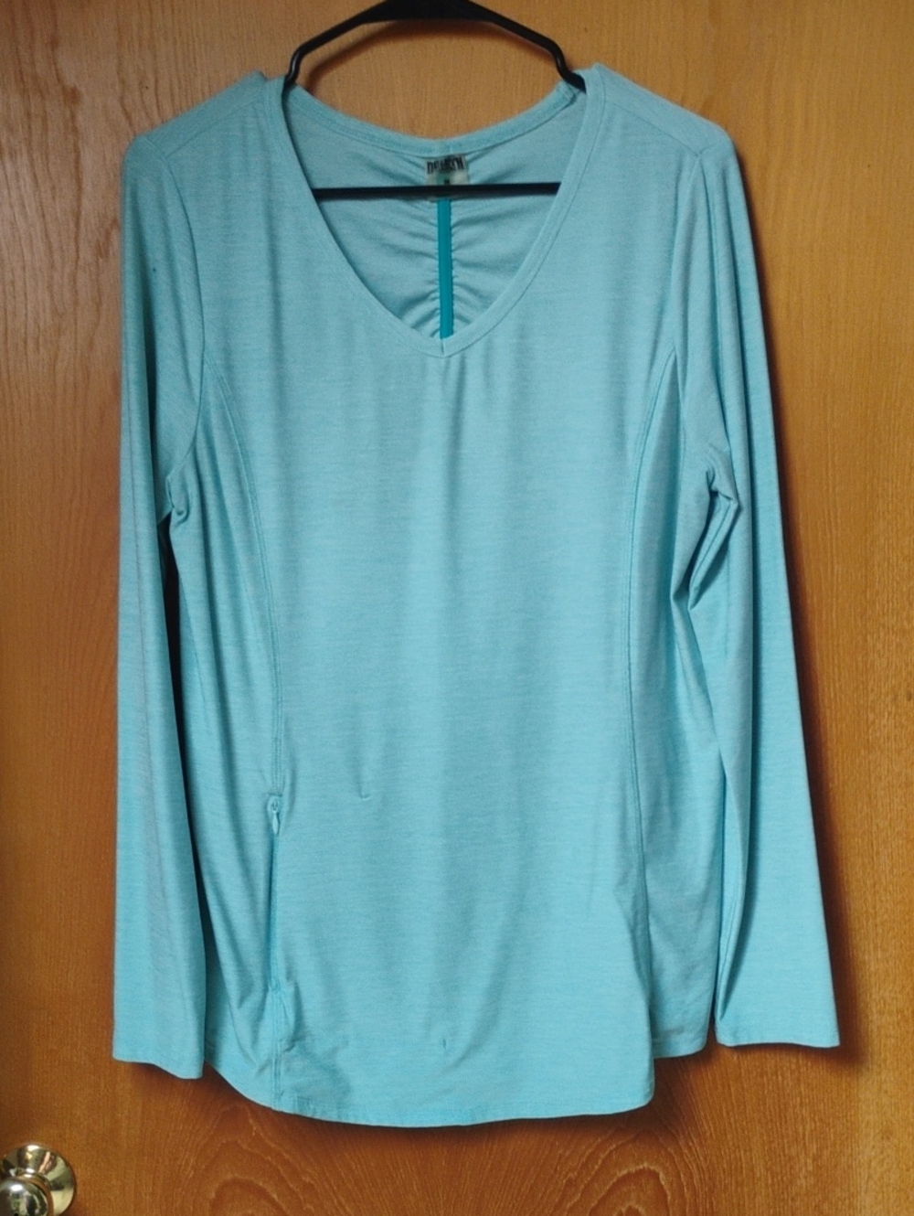 Duluth Trading Co Light Aqua V-Neck Long Sleeve Top